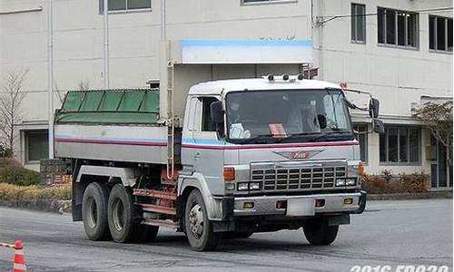 日野汽车700_日野汽车是哪个公司产的